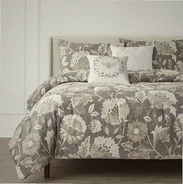 Larkspur 5-Piece Stone Gray & Khaki Cotton King Comforter Set (MSRP 199)